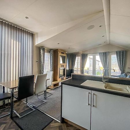 Luxury Caravan At Seaview Holiday Park In Kent Ref 47034Pb Whitstable Kültér fotó