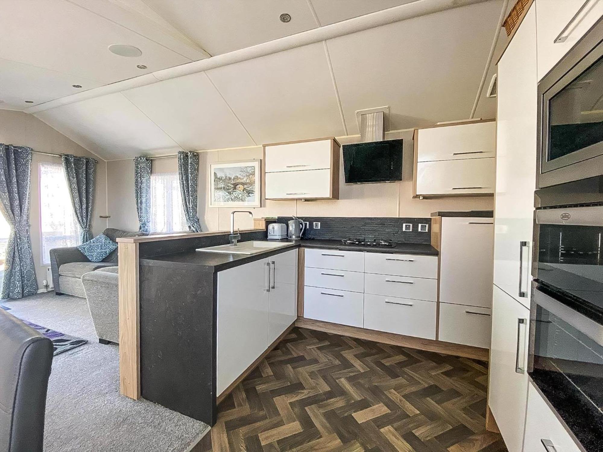 Luxury Caravan At Seaview Holiday Park In Kent Ref 47034Pb Whitstable Kültér fotó