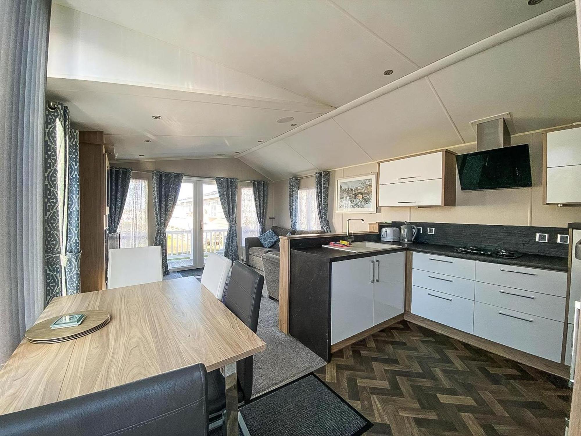 Luxury Caravan At Seaview Holiday Park In Kent Ref 47034Pb Whitstable Kültér fotó